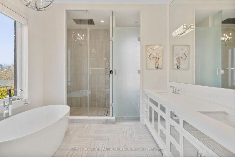 Preview image for 6 Stubbs Dr, Toronto