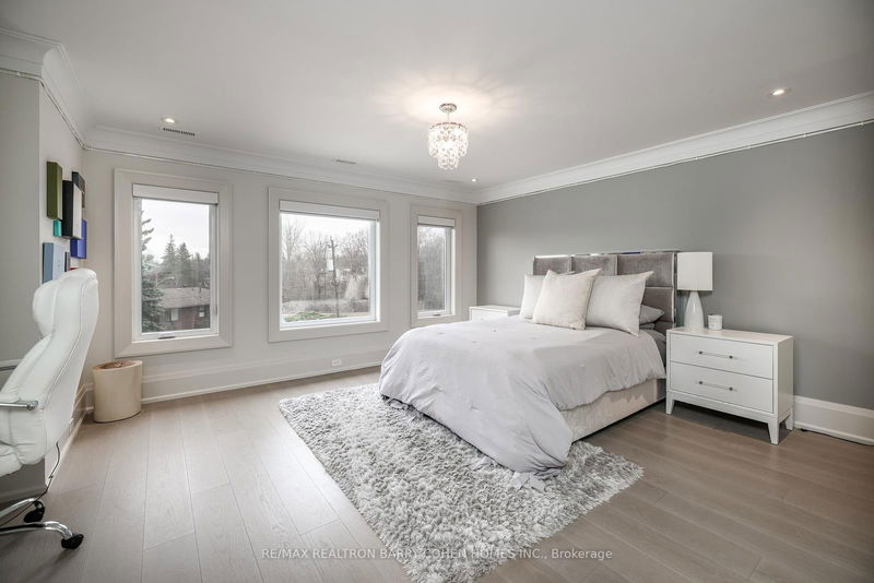 Preview image for 6 Stubbs Dr, Toronto