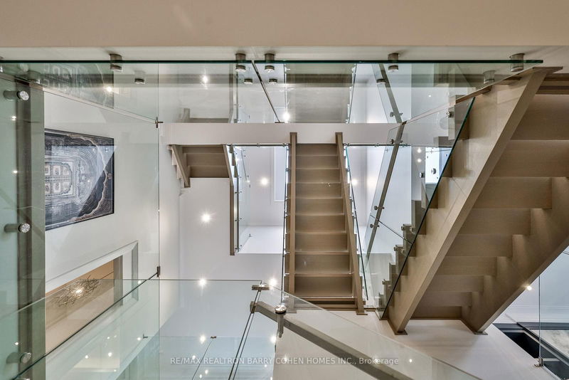 Preview image for 6 Stubbs Dr, Toronto