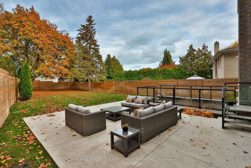Preview image for 6 Stubbs Dr, Toronto