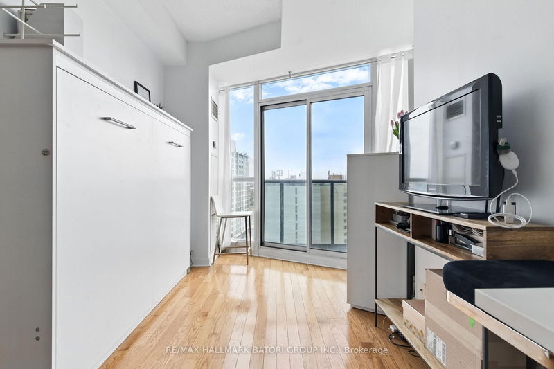 Preview image for 600 Fleet St #1106, Toronto