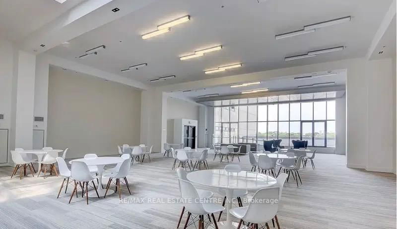 Preview image for 36 Lisgar St W #1111, Toronto
