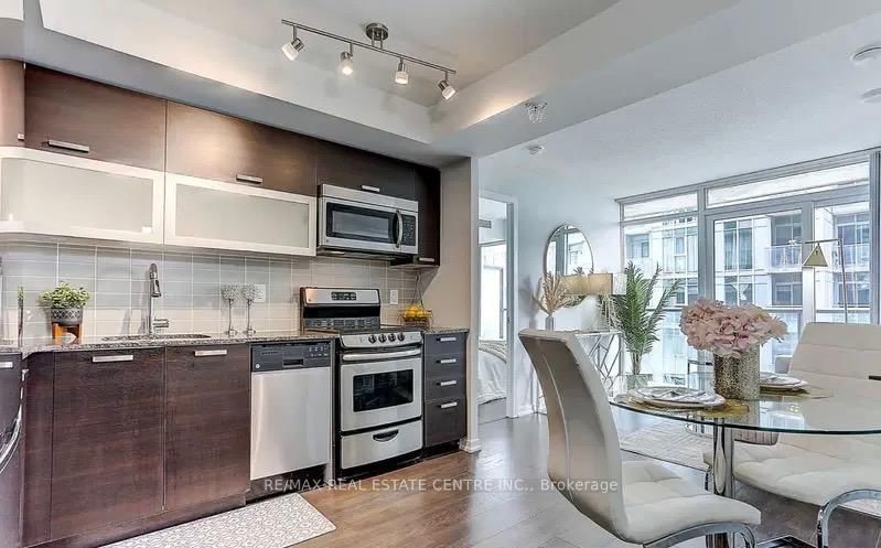 Preview image for 36 Lisgar St W #1111, Toronto