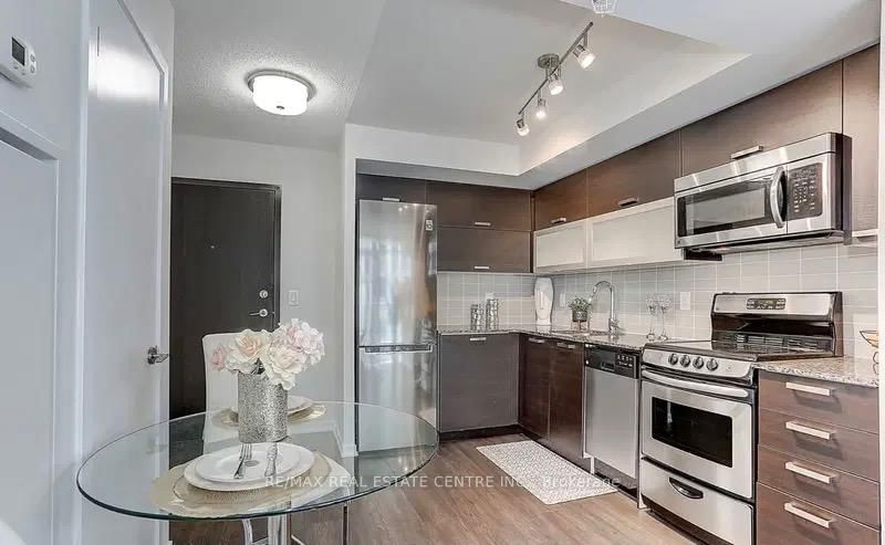 Preview image for 36 Lisgar St W #1111, Toronto