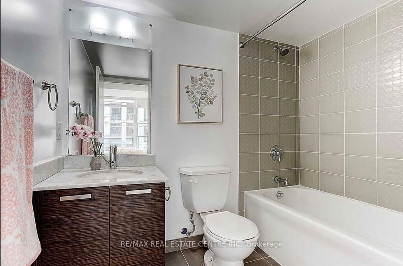 Preview image for 36 Lisgar St W #1111, Toronto