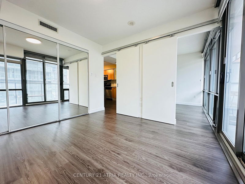 Preview image for 37 Grosvenor St #710, Toronto