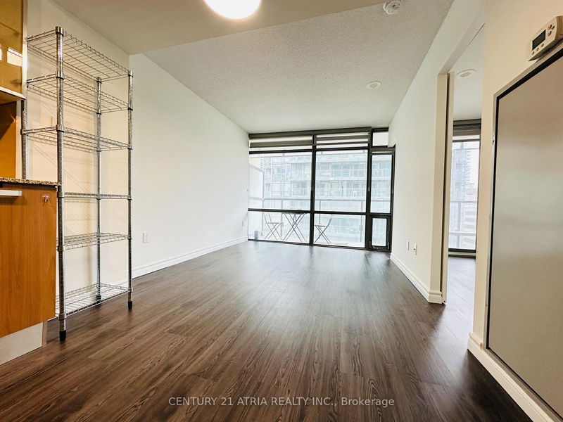 Preview image for 37 Grosvenor St #710, Toronto