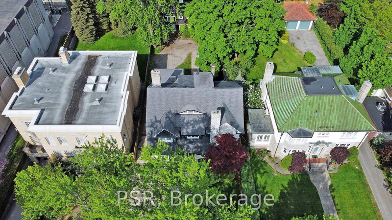 Preview image for 28 Dunvegan Rd, Toronto