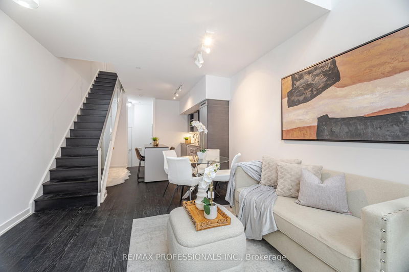 Preview image for 1030 King St #103, Toronto
