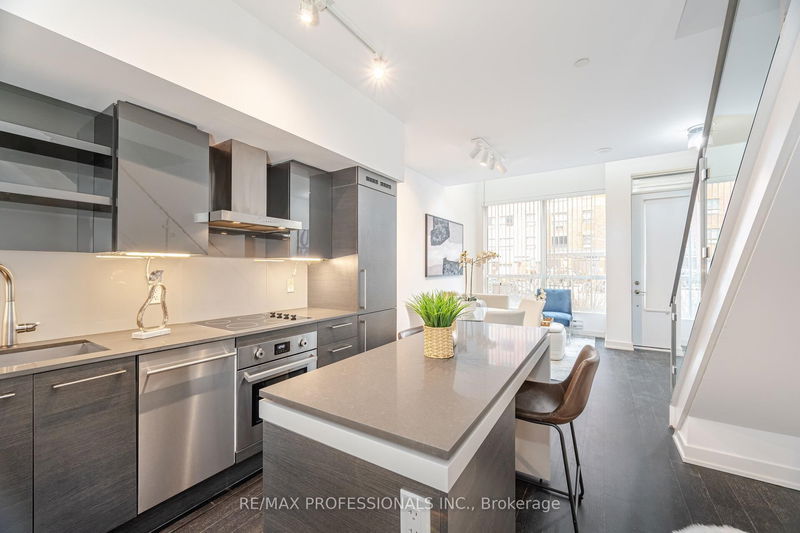 Preview image for 1030 King St #103, Toronto