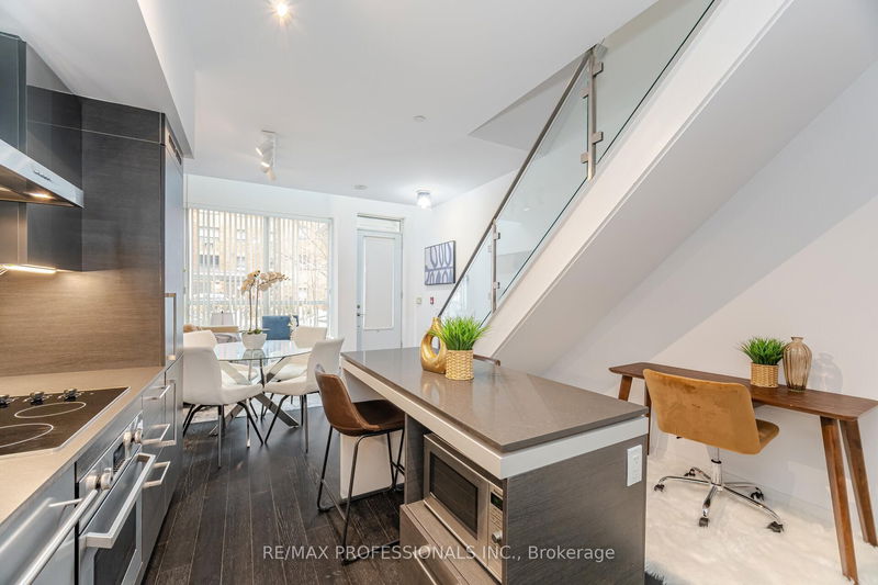 Preview image for 1030 King St #103, Toronto