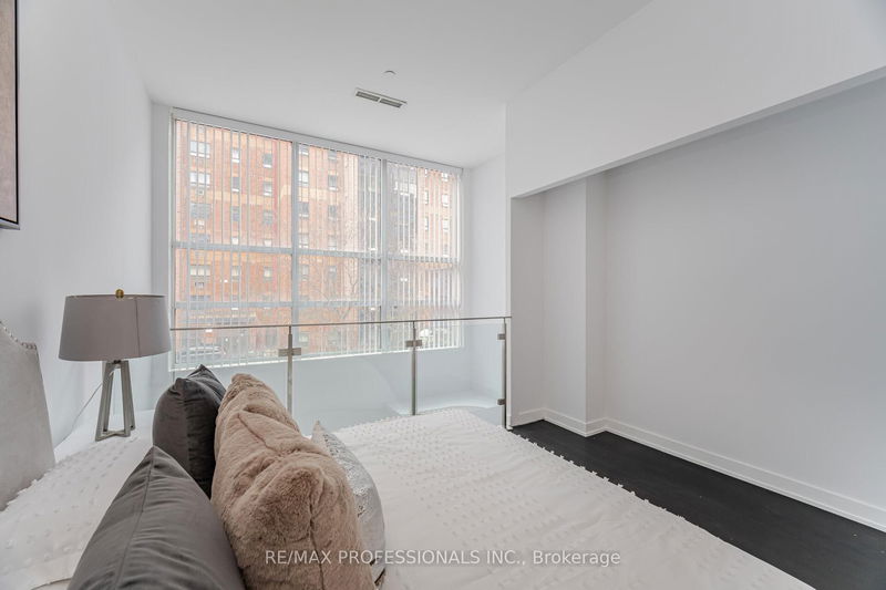 Preview image for 1030 King St #103, Toronto