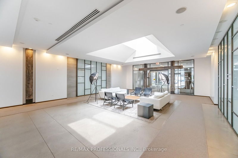 Preview image for 1030 King St #103, Toronto