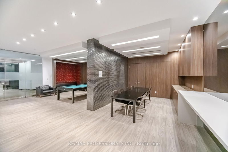 Preview image for 1030 King St #103, Toronto