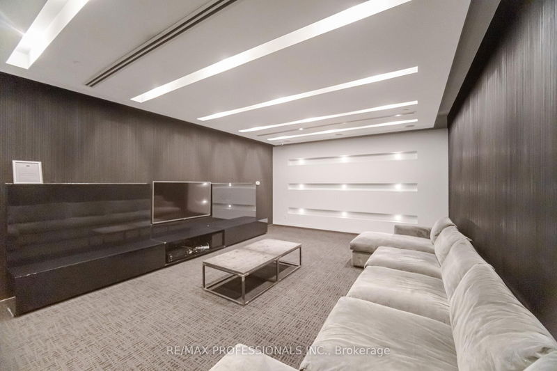 Preview image for 1030 King St #103, Toronto
