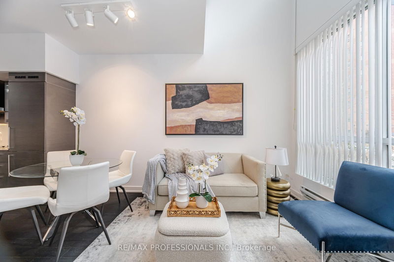 Preview image for 1030 King St #103, Toronto