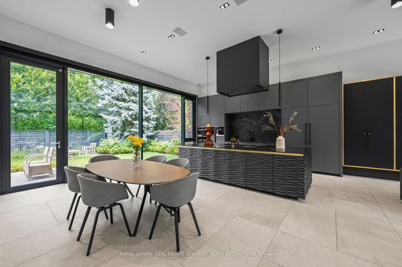 Preview image for 108 Stratford Cres, Toronto
