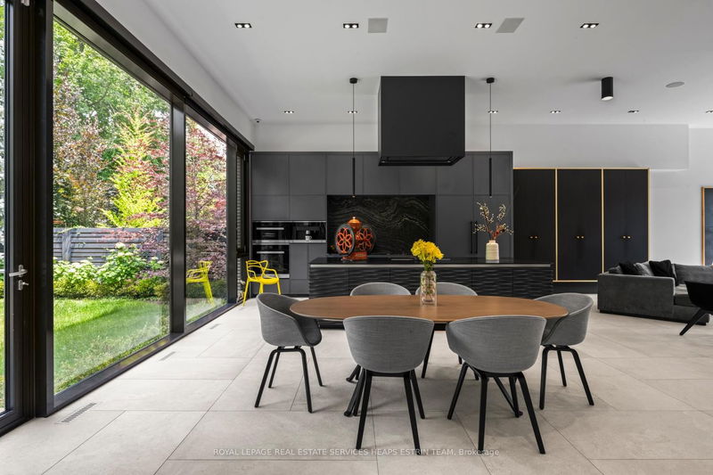 Preview image for 108 Stratford Cres, Toronto