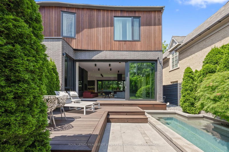Preview image for 108 Stratford Cres, Toronto
