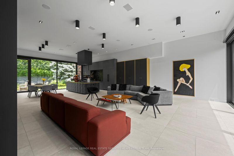 Preview image for 108 Stratford Cres, Toronto