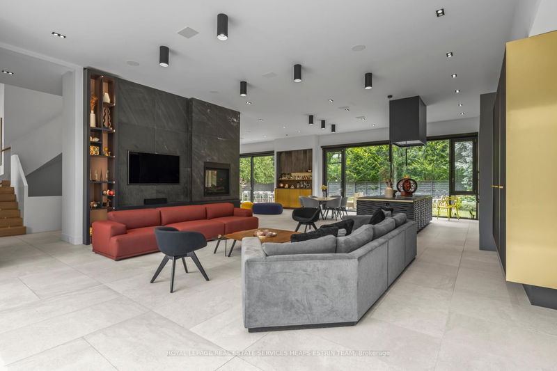 Preview image for 108 Stratford Cres, Toronto