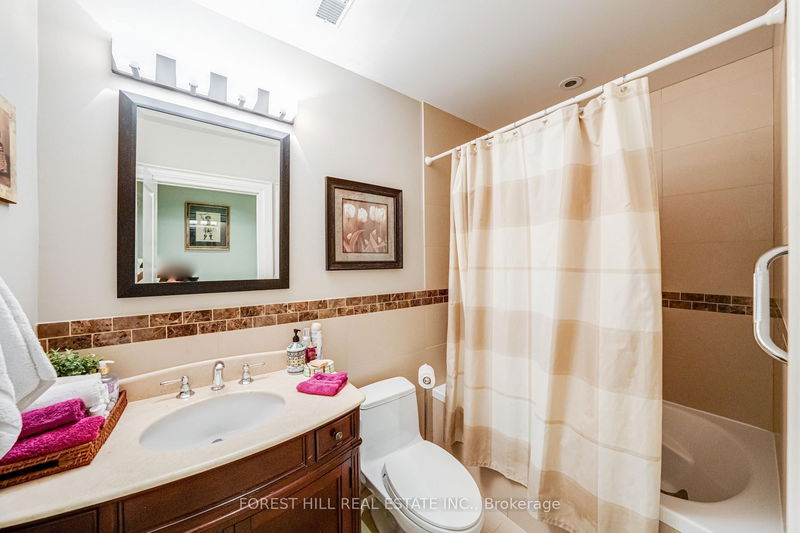 Preview image for 669 Bedford Park Ave, Toronto