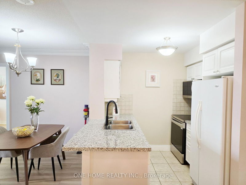 Preview image for 15 Greenview Ave #1804, Toronto