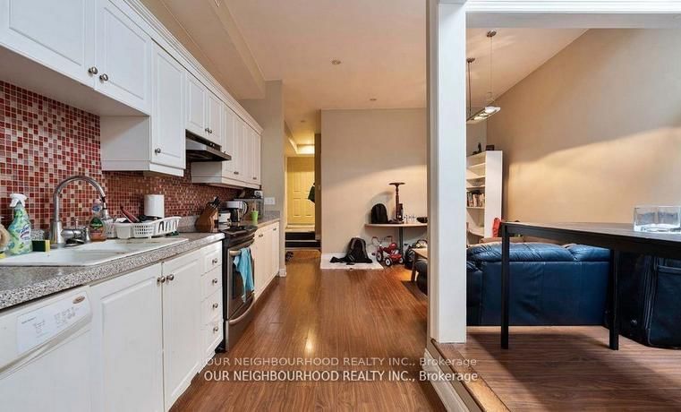 Preview image for 243 Lippincott St, Toronto