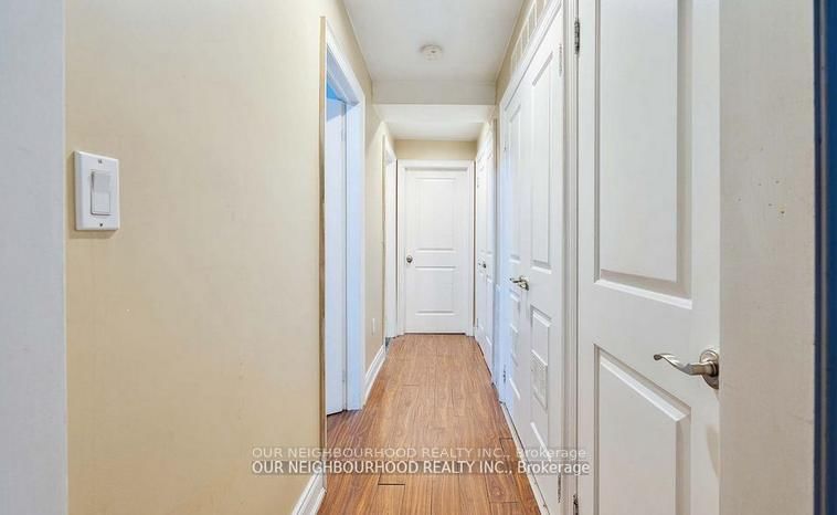 Preview image for 243 Lippincott St, Toronto