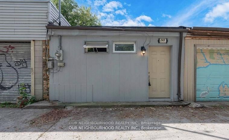 Preview image for 243 Lippincott St, Toronto