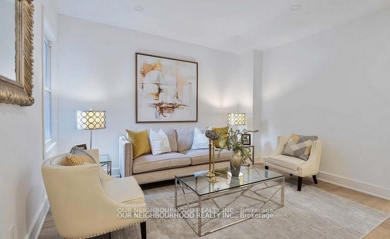Preview image for 243 Lippincott St, Toronto