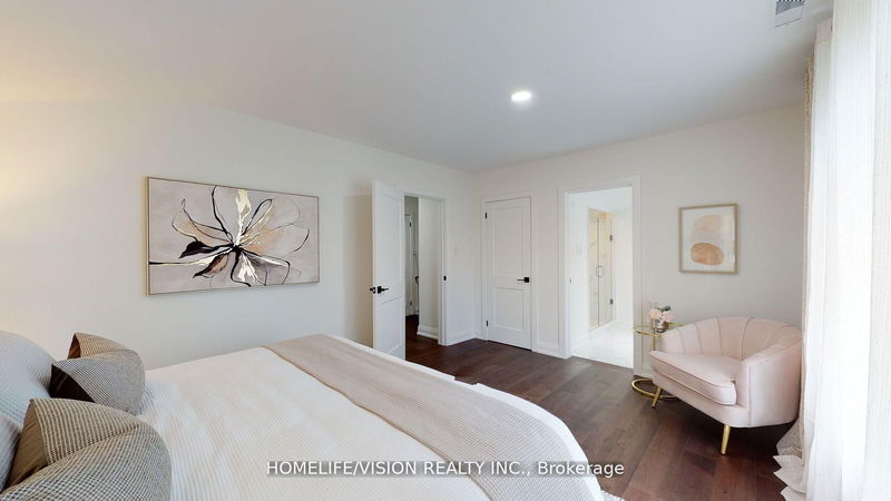 Preview image for 12 Flaremore Cres, Toronto