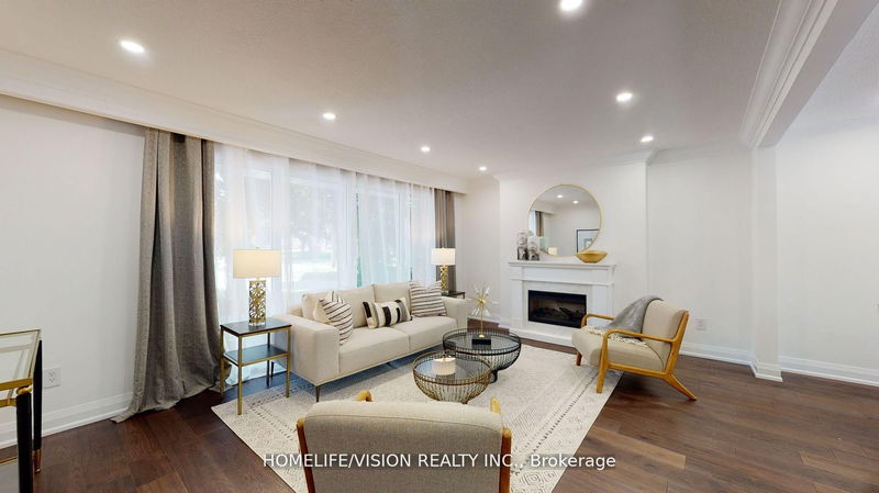 Preview image for 12 Flaremore Cres, Toronto