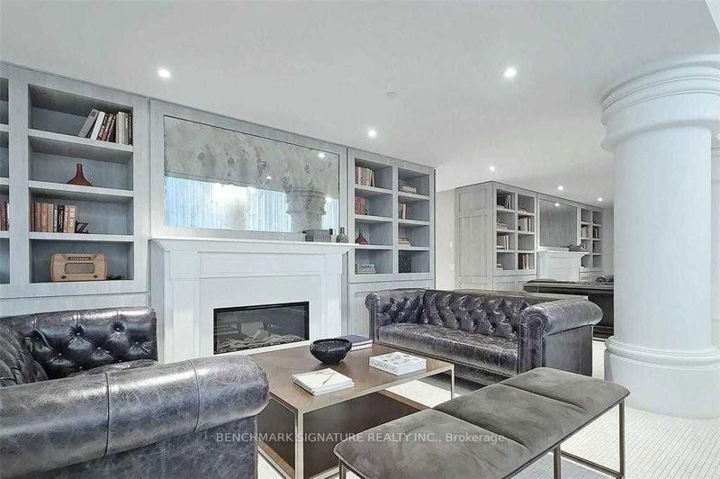 Preview image for 33 Helendale Ave #2303, Toronto