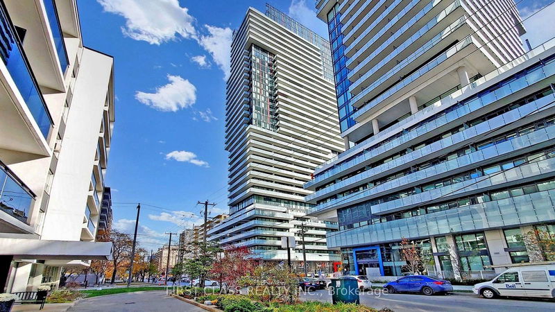 Preview image for 185 Roehampton Ave #1606, Toronto