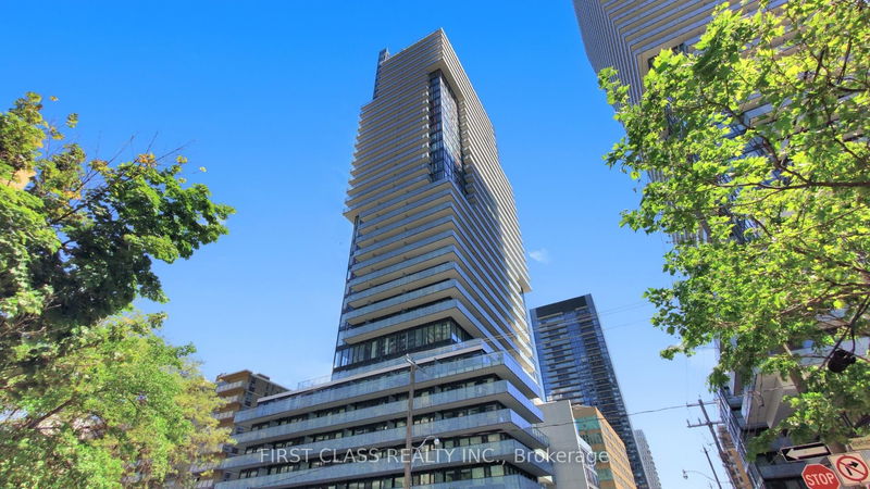 Preview image for 185 Roehampton Ave #1606, Toronto