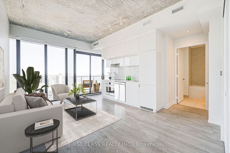 Preview image for 185 Roehampton Ave #1606, Toronto