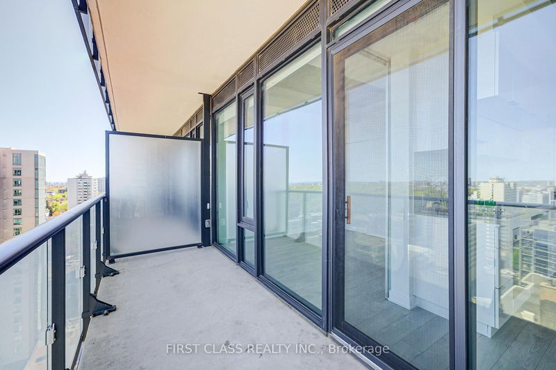 Preview image for 185 Roehampton Ave #1606, Toronto