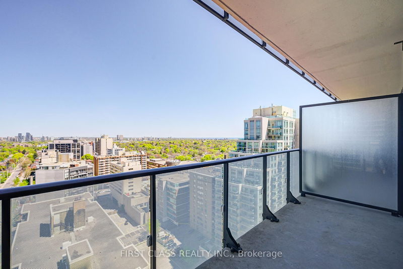 Preview image for 185 Roehampton Ave #1606, Toronto