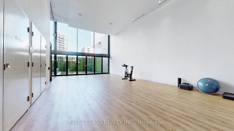 Preview image for 185 Roehampton Ave #1606, Toronto