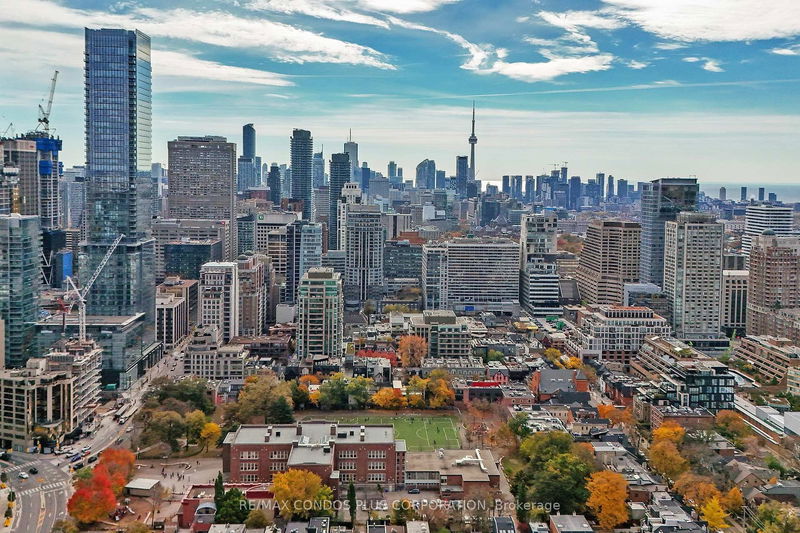 Preview image for 200 Bloor St W #2105, Toronto