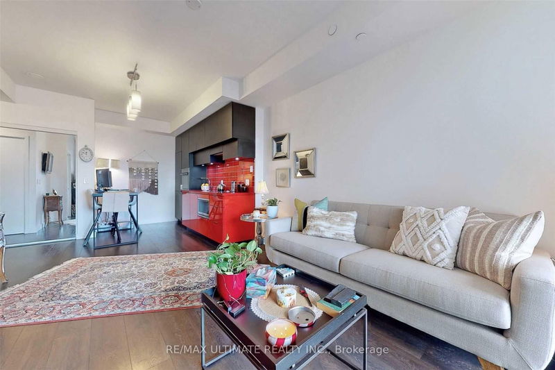 Preview image for 8 Eglinton Ave E #1307, Toronto