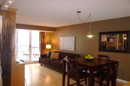 Preview image for 140 Simcoe St #508, Toronto