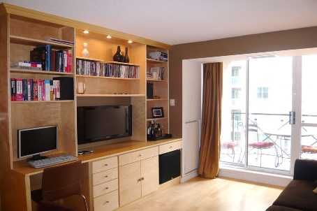 Preview image for 140 Simcoe St #508, Toronto