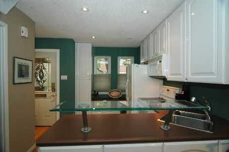 Preview image for 5 Aitken Pl, Toronto