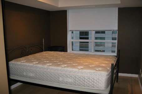 Preview image for 140 Simcoe St #508, Toronto
