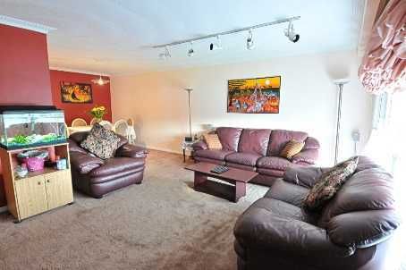 Preview image for 33 Yatesbury Rd, Toronto