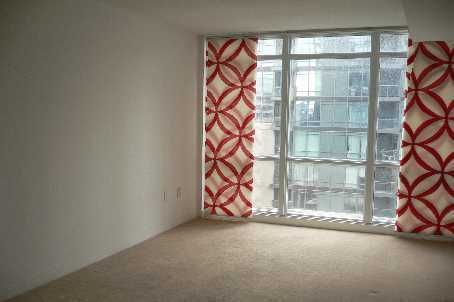 Preview image for 15 Fort York Blvd #905, Toronto