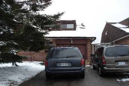 Preview image for 105 Mentor Blvd, Toronto