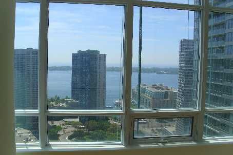 Preview image for 65 Bremner Blvd #2810, Toronto